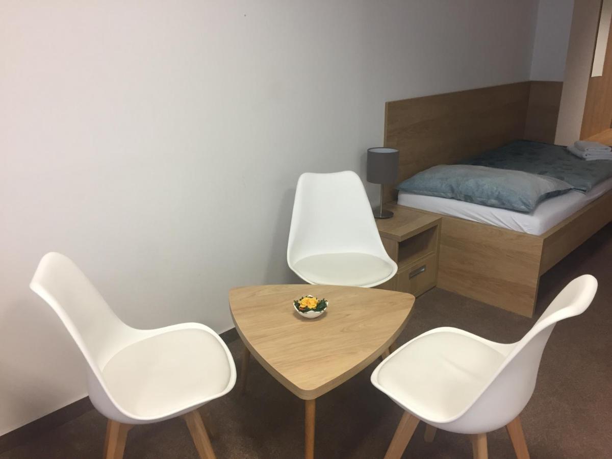 Hotel Bothe Považská Bystrica Екстериор снимка