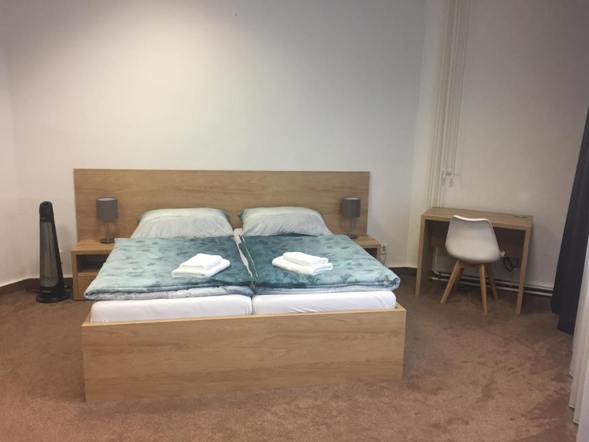 Hotel Bothe Považská Bystrica Екстериор снимка